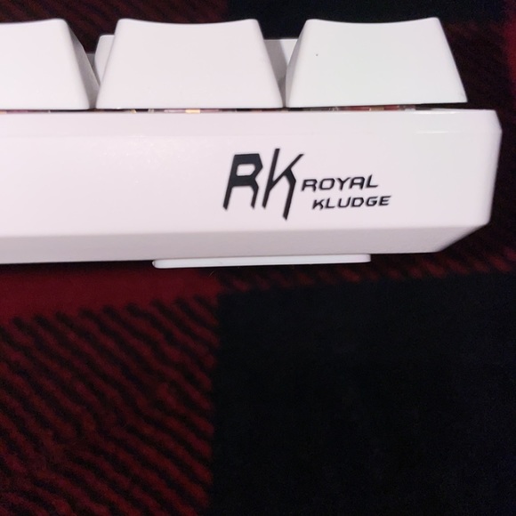RK ROYAL KLUDGE KEYBOARD + Tape mod - Picture 2 of 4